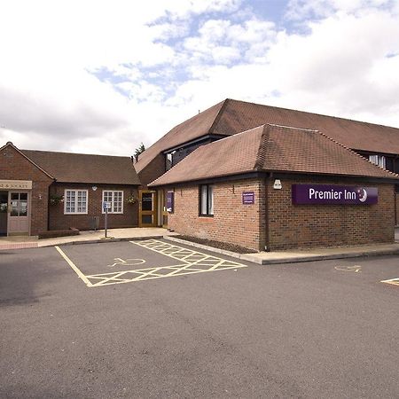 Premier Inn Aylesbury Exterior foto